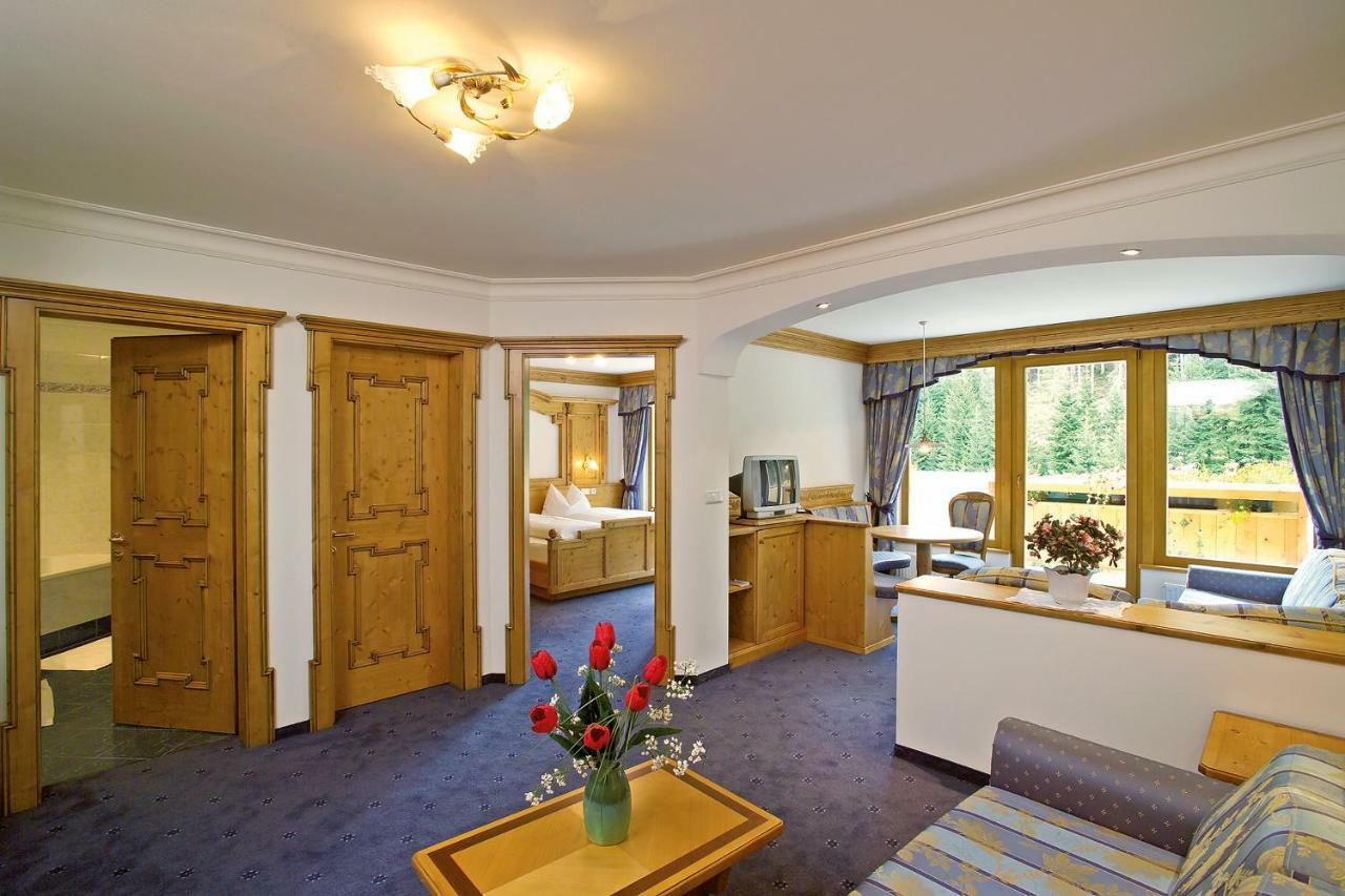 Hotel Schwarzenbach Nova Ponente Εξωτερικό φωτογραφία