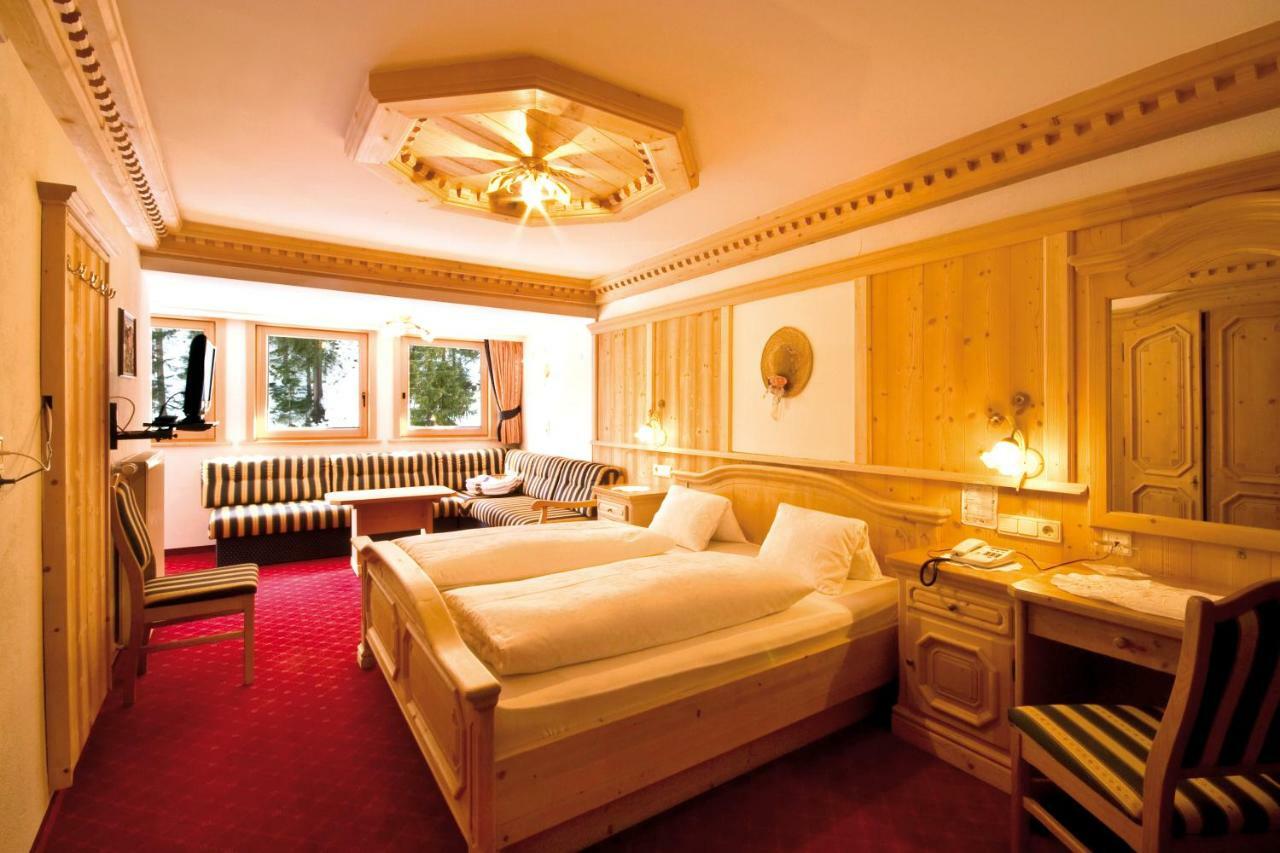 Hotel Schwarzenbach Nova Ponente Εξωτερικό φωτογραφία