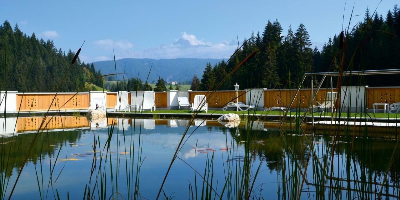 Hotel Schwarzenbach Nova Ponente Εξωτερικό φωτογραφία